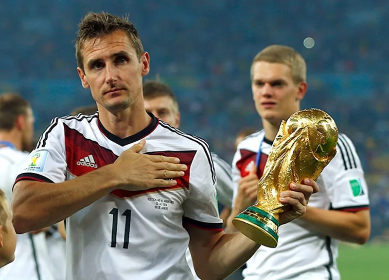 Tiền đạo Miroslav Klose (Đức) đang là chân sút vĩ đại nhất lịch sử World Cup với 16 bàn thắng.