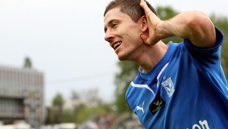 Lewandowski bắt đầu xây dựng sự nghiệp danh hiệu từ Lech Poznań trước khi tỏa sáng cùng Borussia Dortmund.