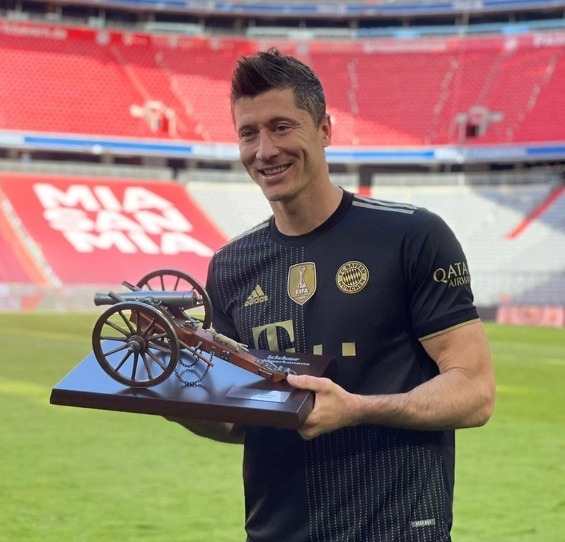 Kỷ lục 41 bàn tại Bundesliga mùa 2020/21 là một trong những cột mốc vĩ đại nhất của Lewandowski.